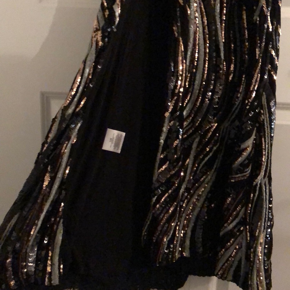Dress the Population Alessandra Gown - Picture 5 of 9